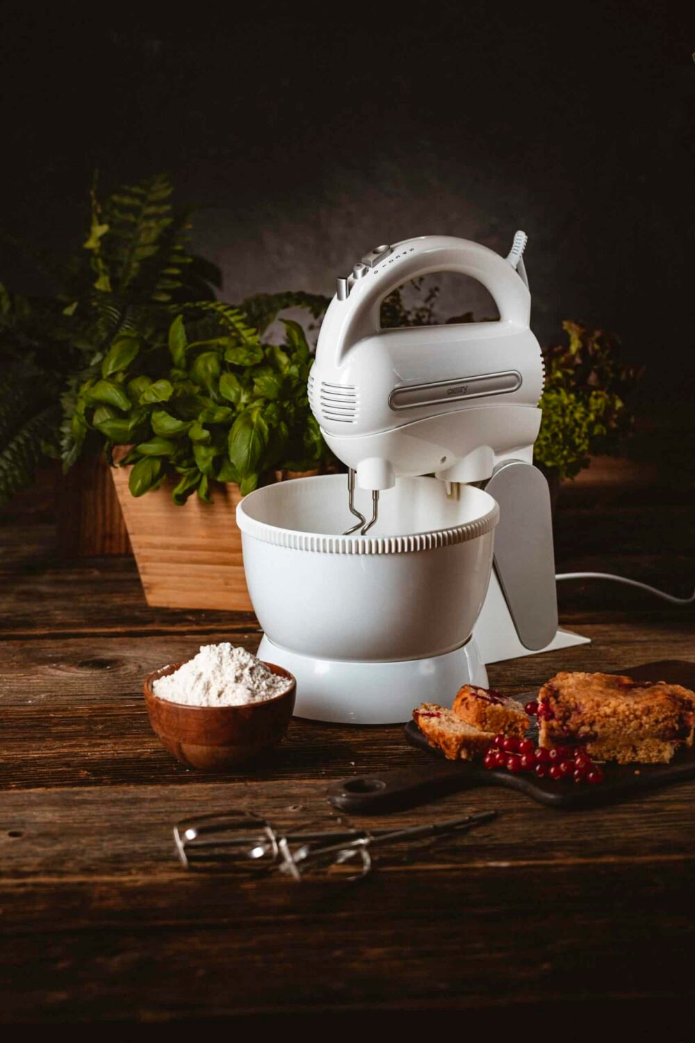 Camry CR 4213 Mixer with a bowl 600W - Image 2