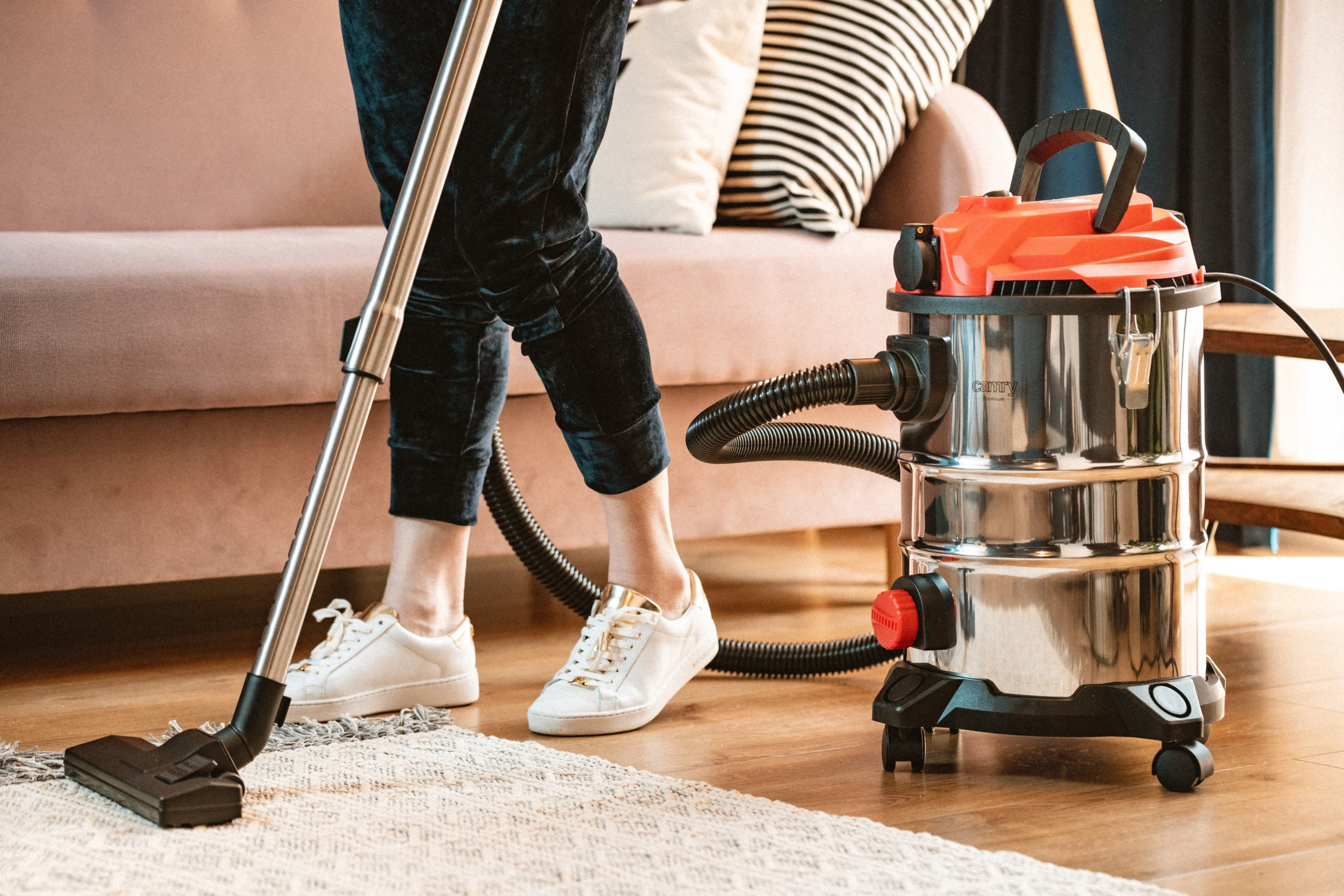 Camry CR 7045 Professional industrial vacuum cleaner with tool socket - Image 9