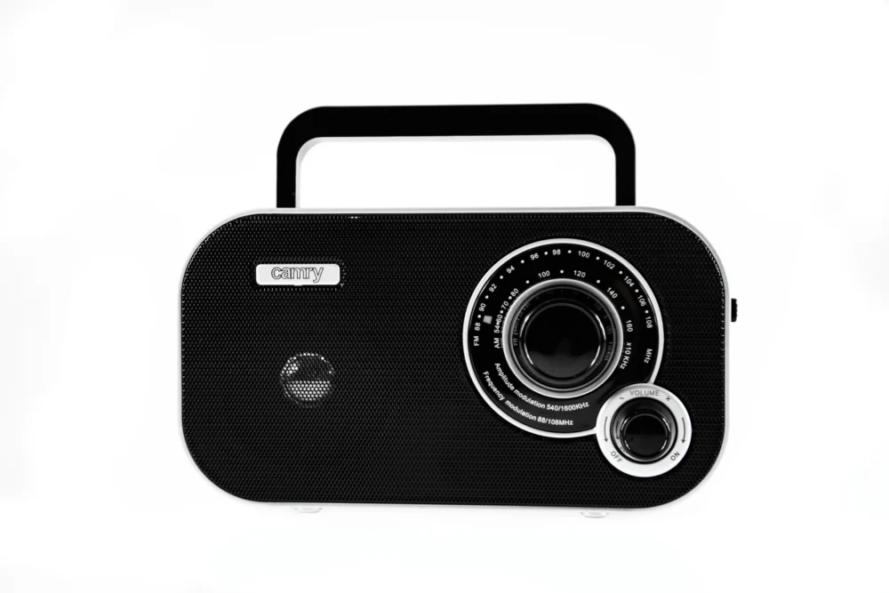 Camry Black Radio-CR 1140